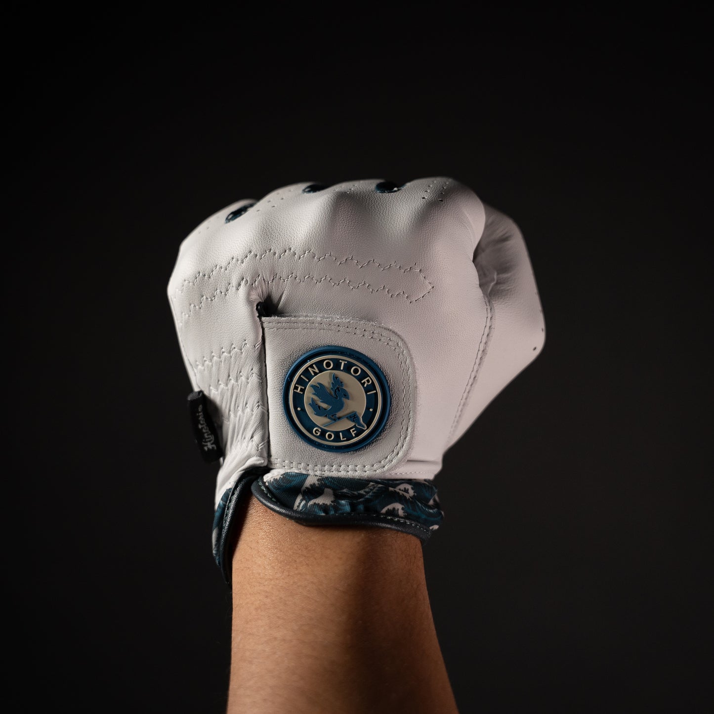 Wave Glove